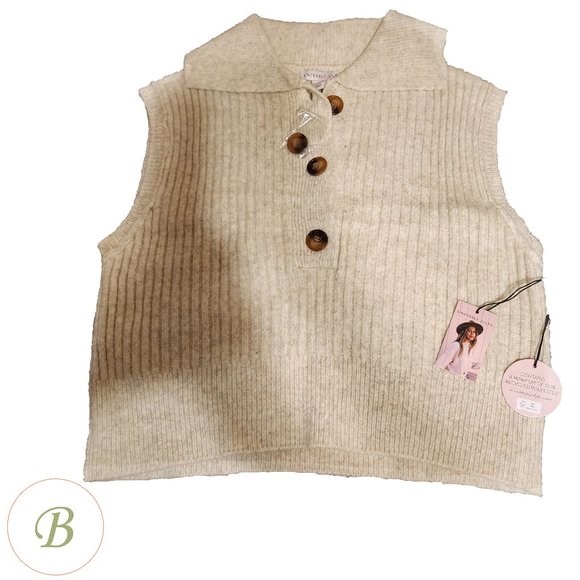 SincerelyJules Sweaters - Sincerely Jules Collared Sweater Vest Cream Small NWT